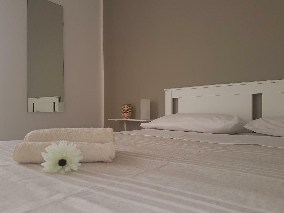 Donnapeppina Siracusa Plemmirio Buitenkant foto