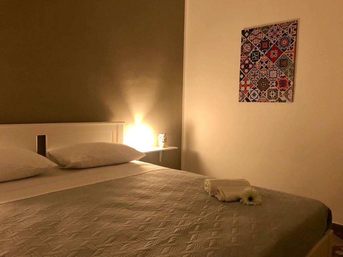 Donnapeppina Siracusa Plemmirio Buitenkant foto